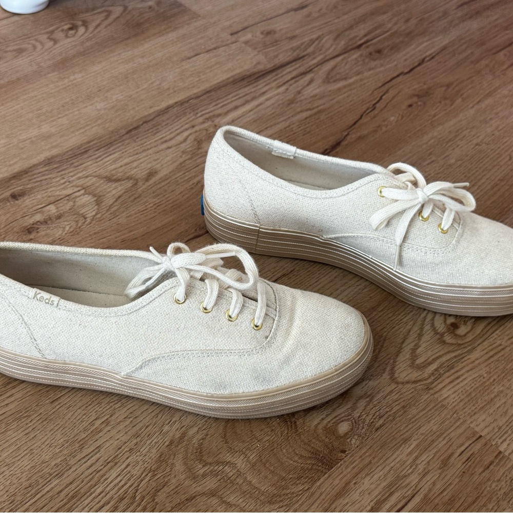 Keds Women's Beige and Gold Canvas Sneakers